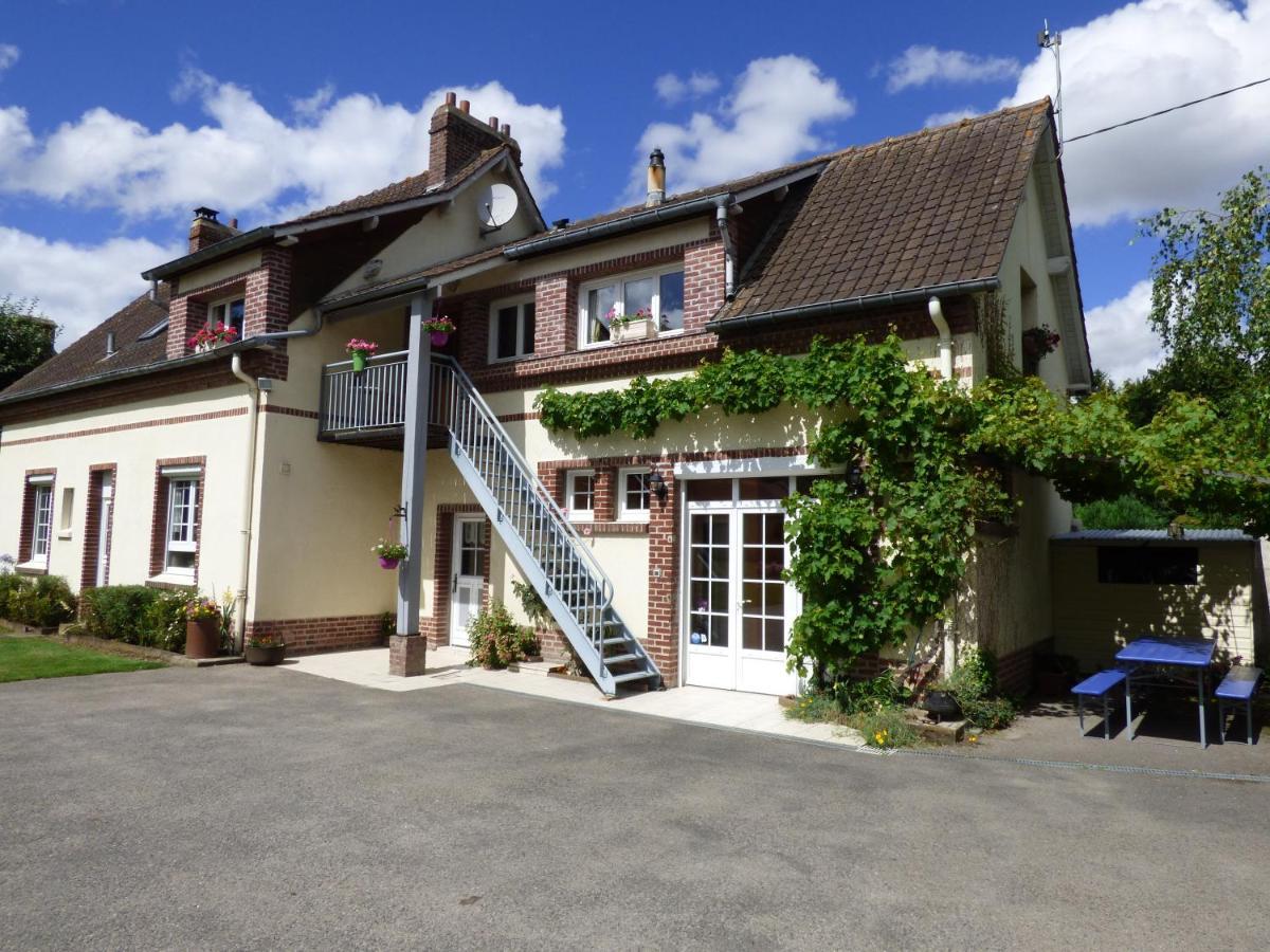 La Fontainoise Bed & Breakfast Fontaine-sur-Somme Екстериор снимка